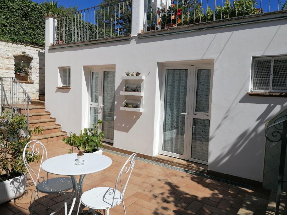 B&B Capo Le Vigne Sirolo Exterior photo